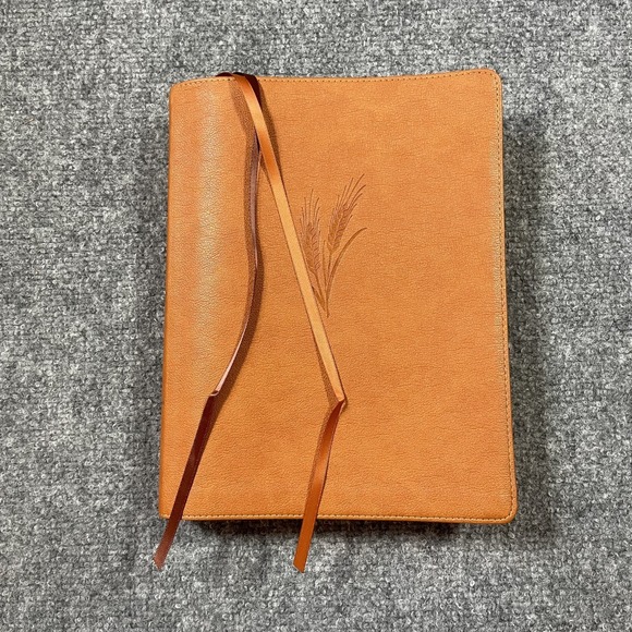 Other - Holy Bible Holman Christian Standard Notetaking Chestnut Brown Bonded Leather
